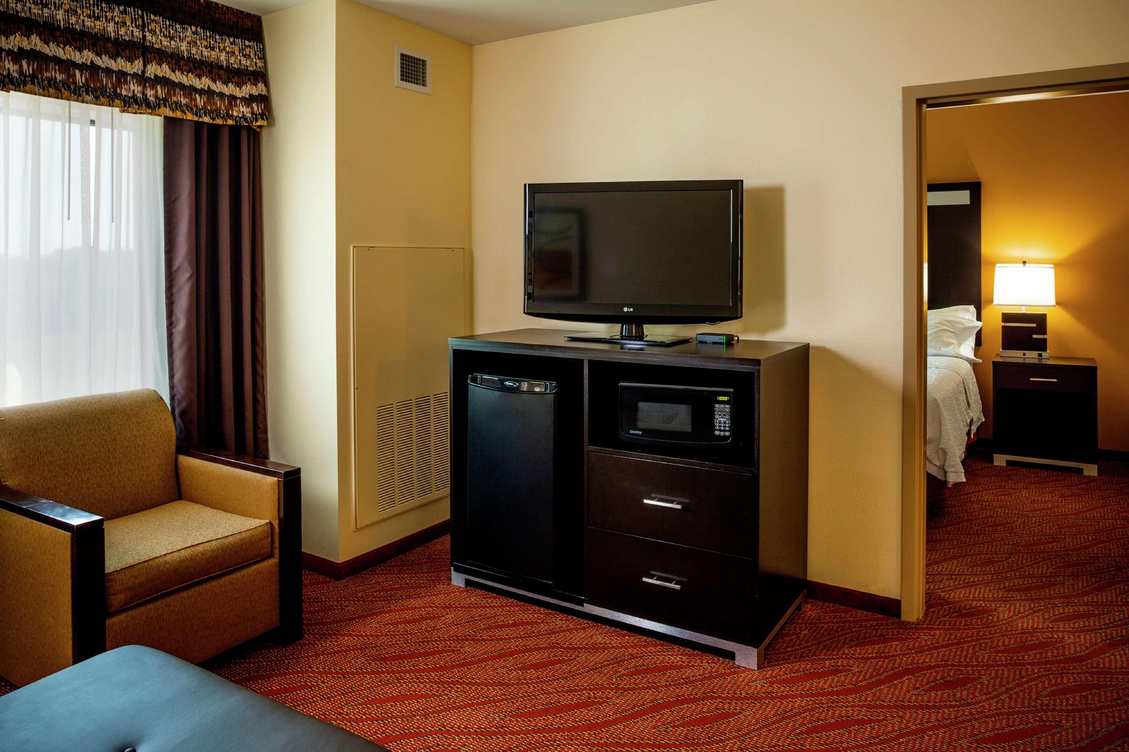 Hampton Inn Limerick Екстериор снимка
