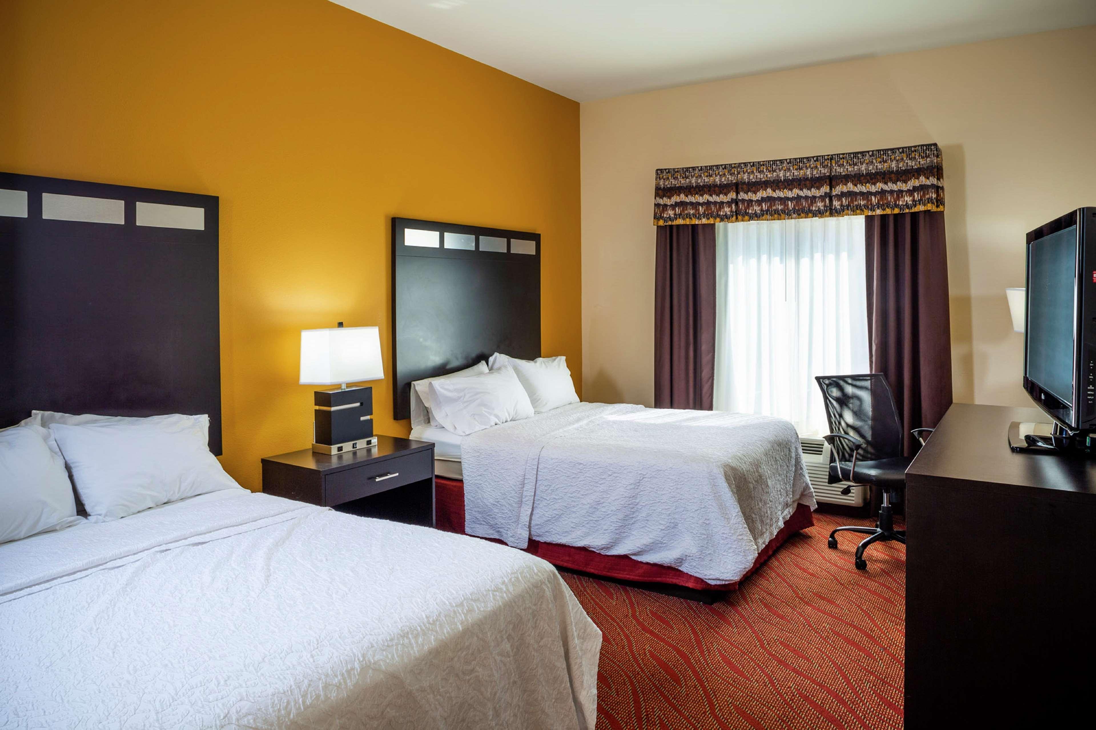 Hampton Inn Limerick Екстериор снимка