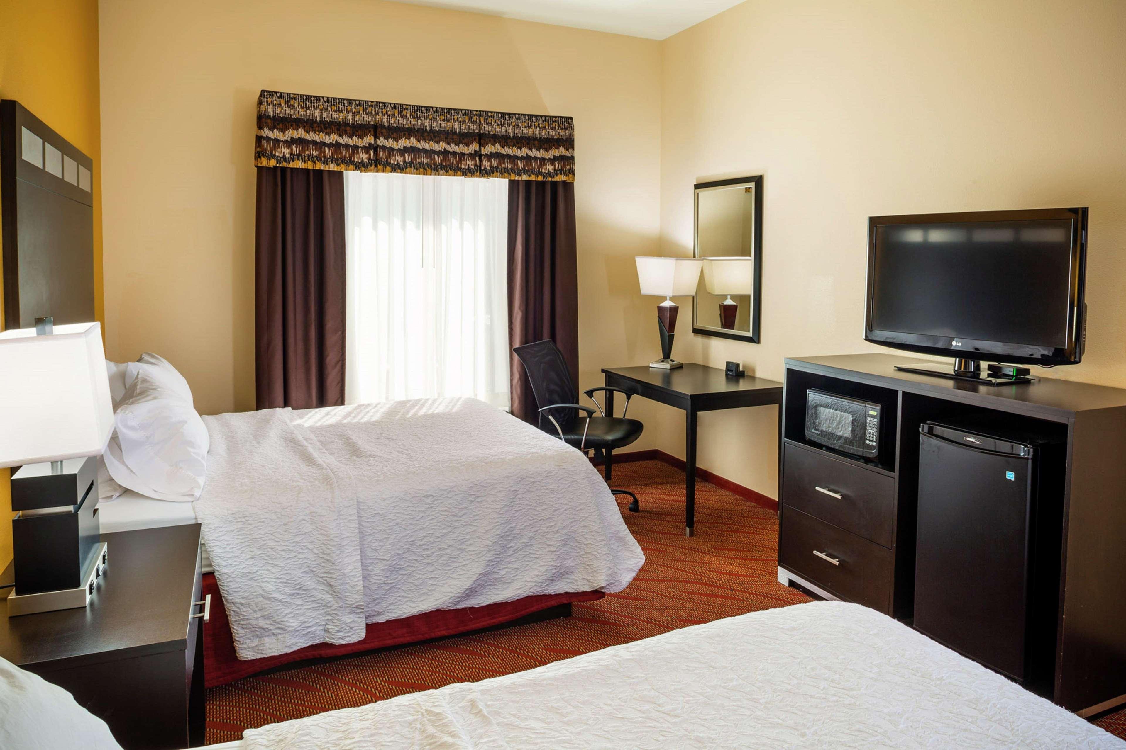 Hampton Inn Limerick Екстериор снимка