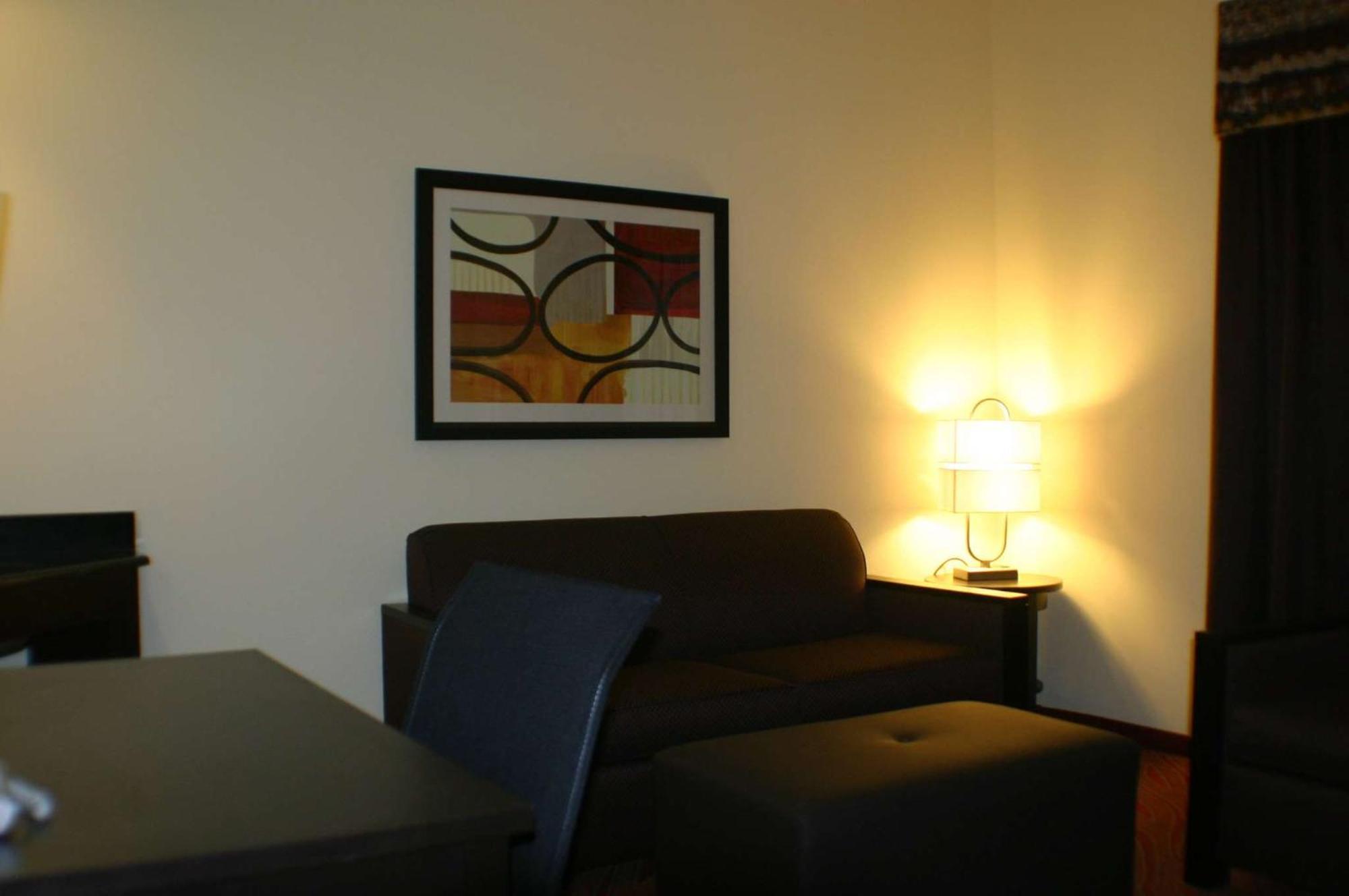 Hampton Inn Limerick Екстериор снимка