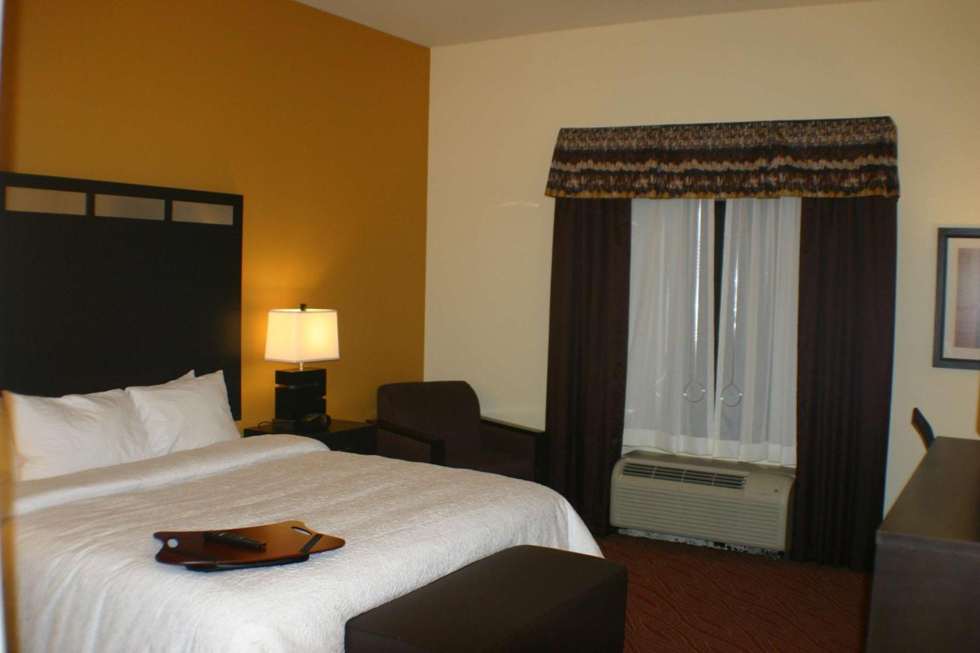Hampton Inn Limerick Екстериор снимка