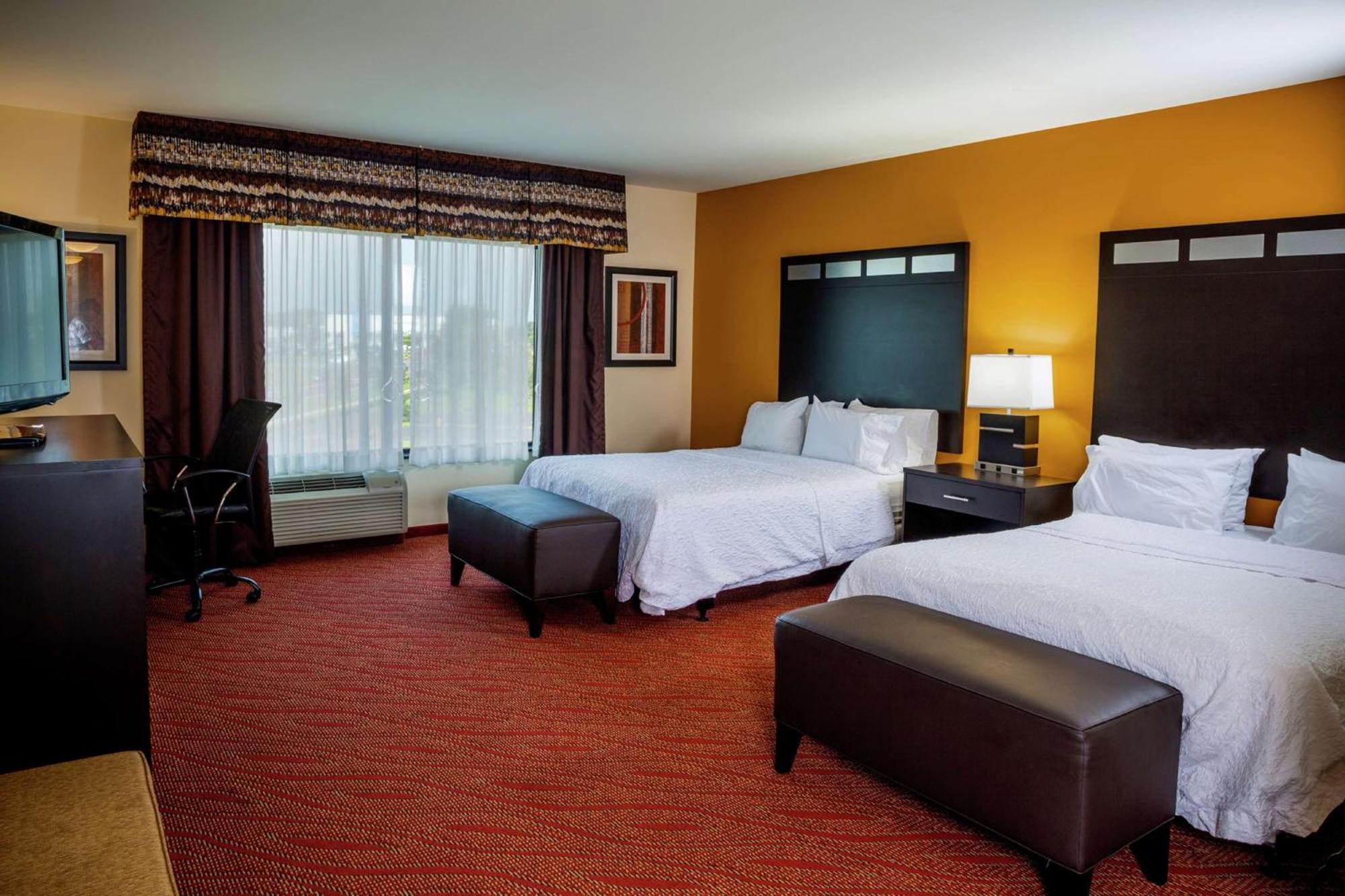 Hampton Inn Limerick Екстериор снимка
