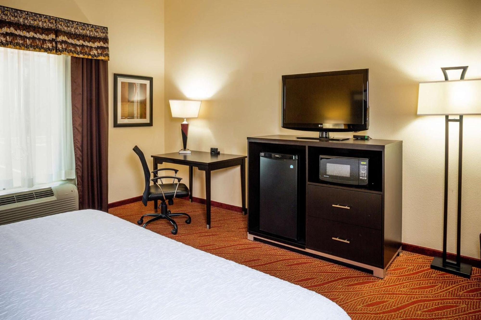 Hampton Inn Limerick Екстериор снимка